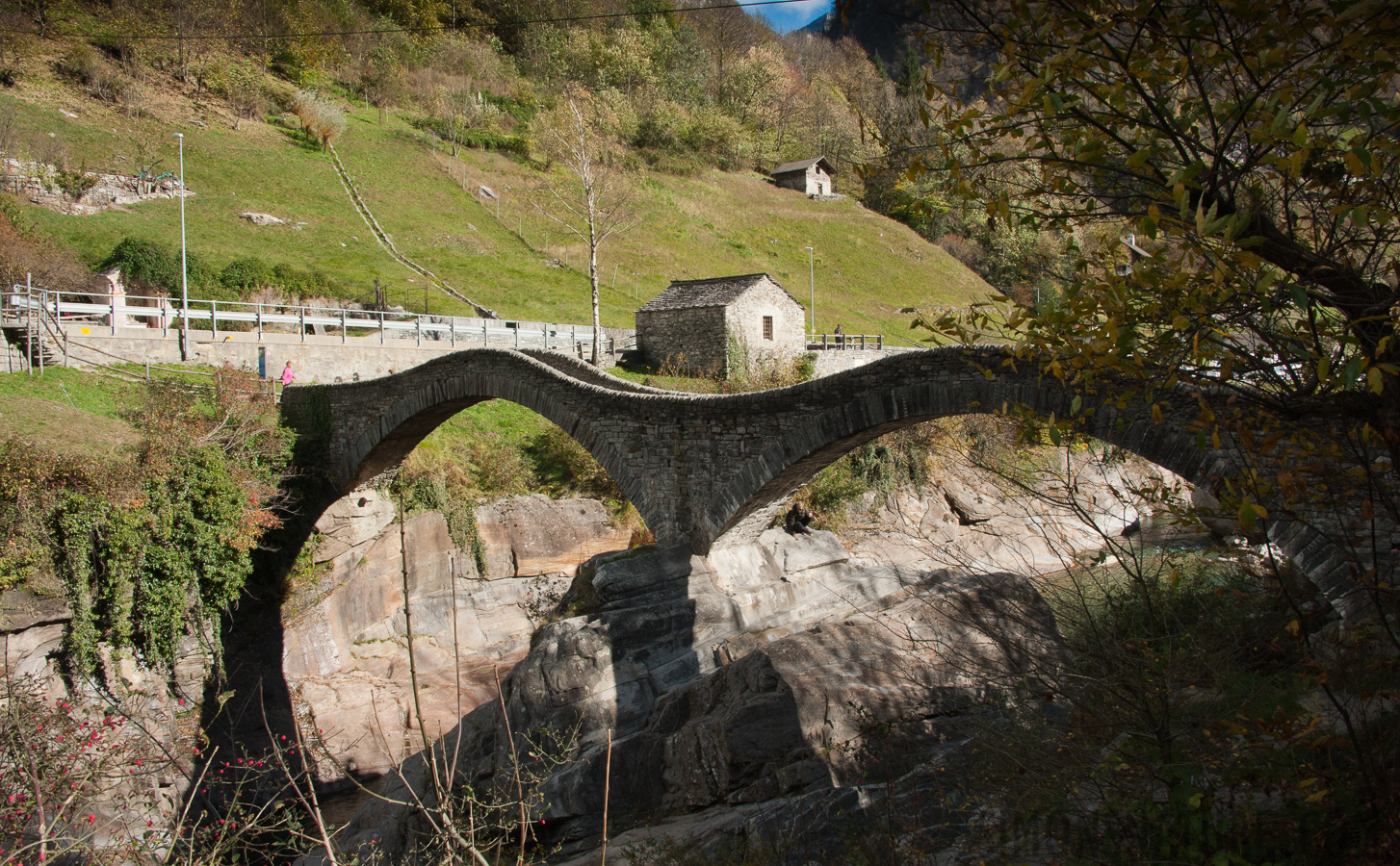 Ticino [28 mm, 1/160 sec at f / 18, ISO 400]